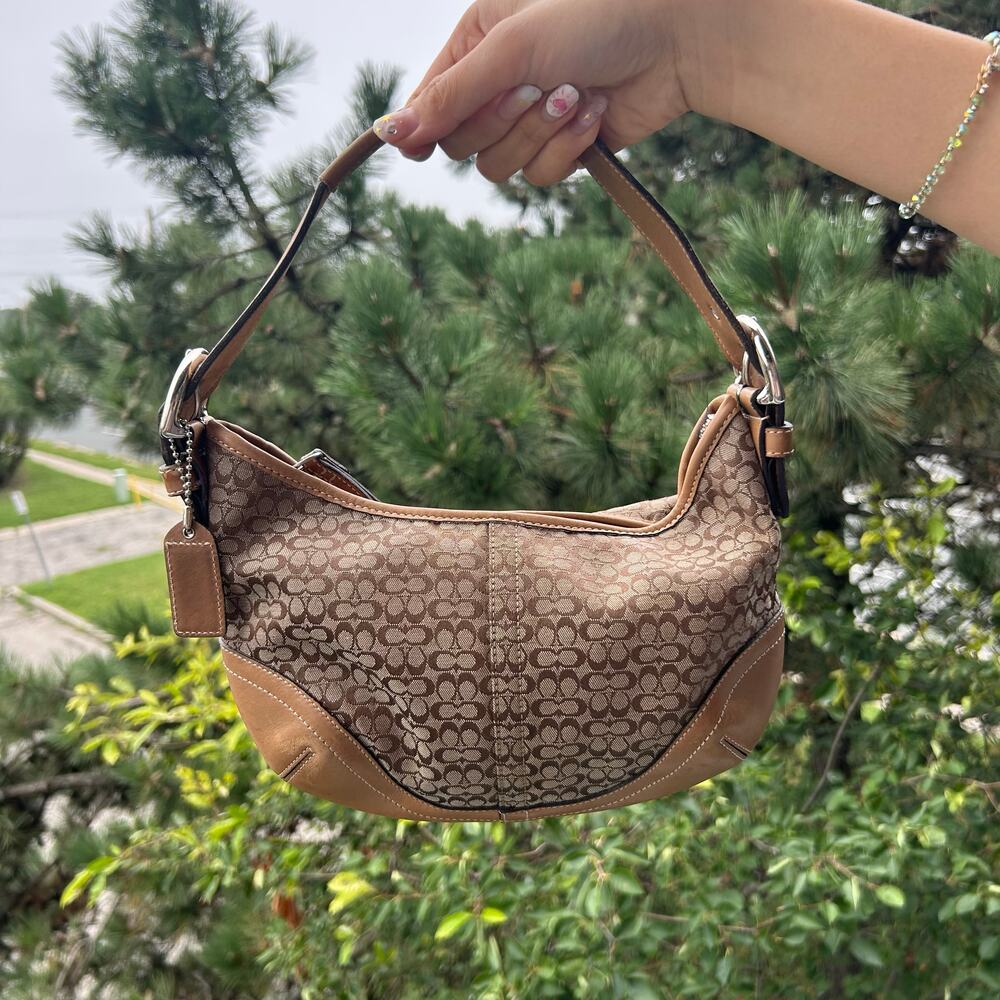 vintage coach signature shoulder bag brown jacquard canvas with tan leather trim